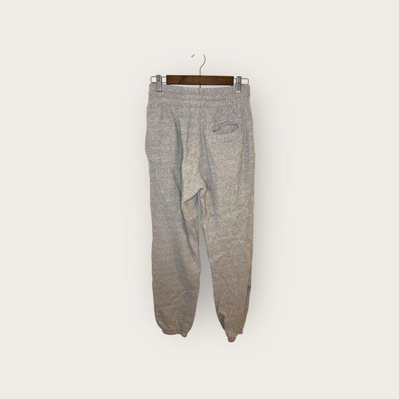 The Local Love Club Everyone’s Invited Jogger Pant Size Medium - Picture 5 of 9